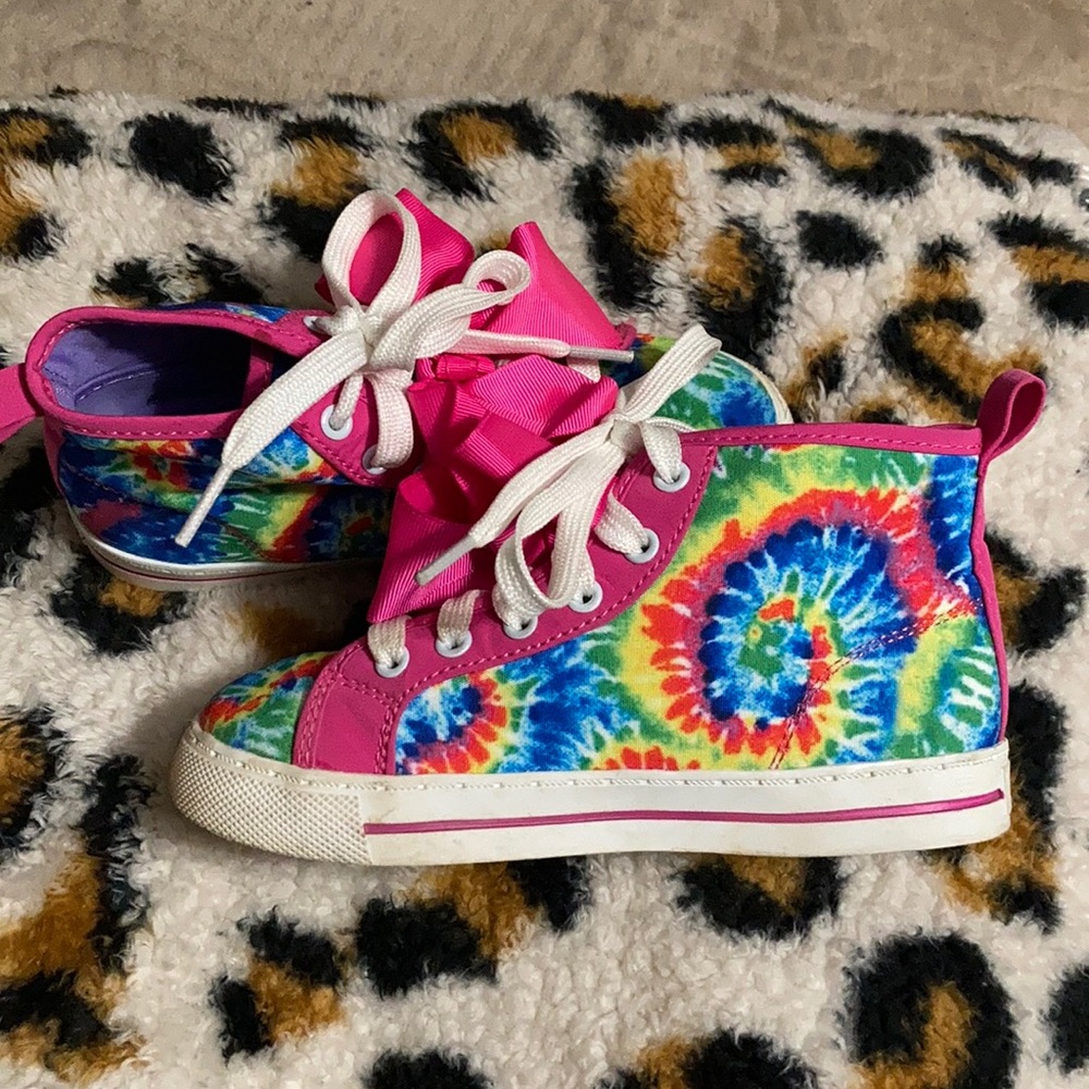 JoJo shoes size 13